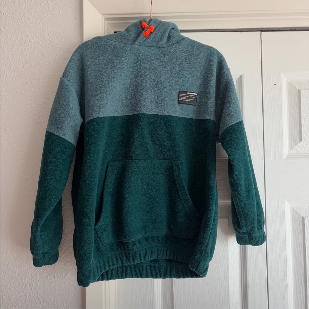 Zara Boys Two-Tone Green Blue Pullover Fleece Sweater